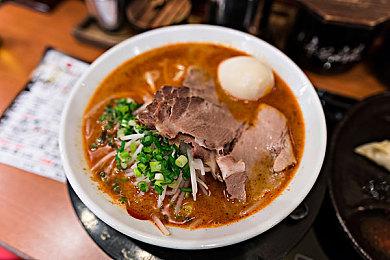 《蔚蓝》开发者新作《大地之刃》推迟发售